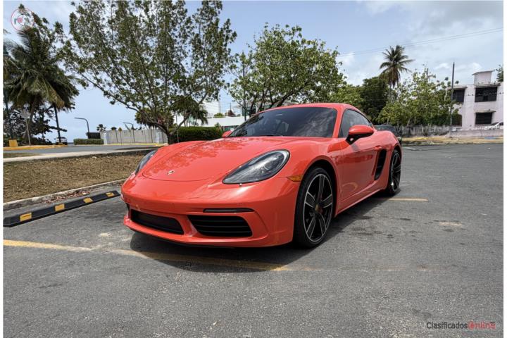 Porsche Cayman S 2018  $72,000