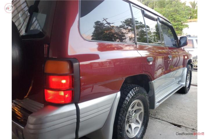 Mitsubishi Montero 1998 $4000 OMO