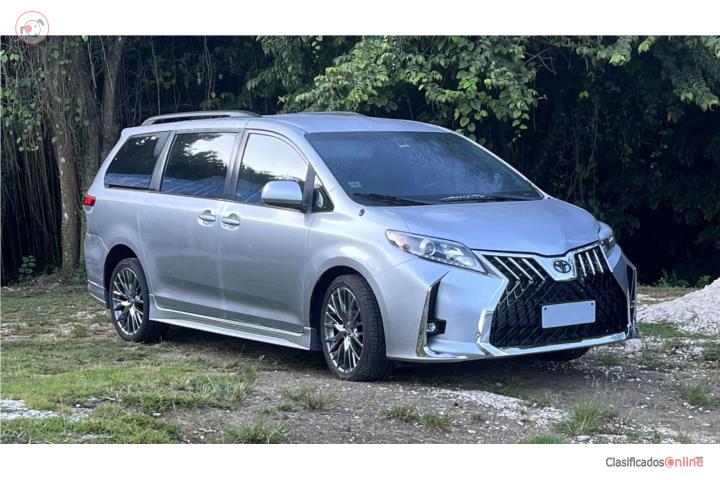 Toyota Sienna 2012