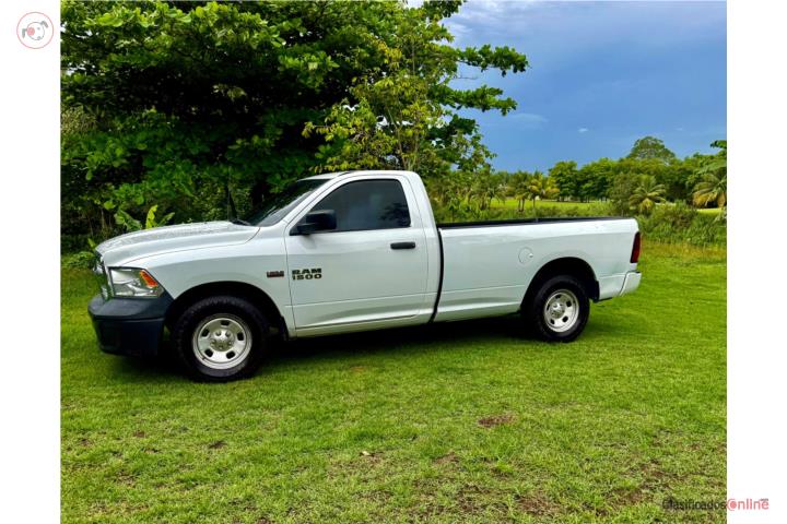 Ram1500 HEMI importada cajón largo