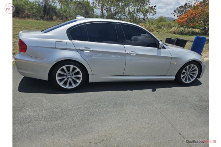 BMW 328i muy buenas condiciones