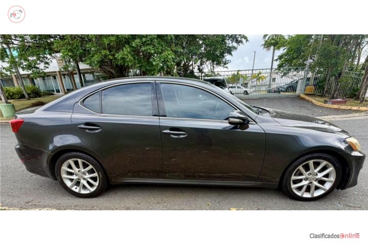 LEXUS IS 250 - 2011 en optimas condiciones
