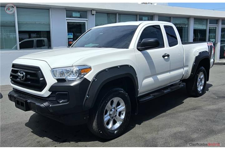 Toyota Tacoma SR 4x2 cabina 1/2