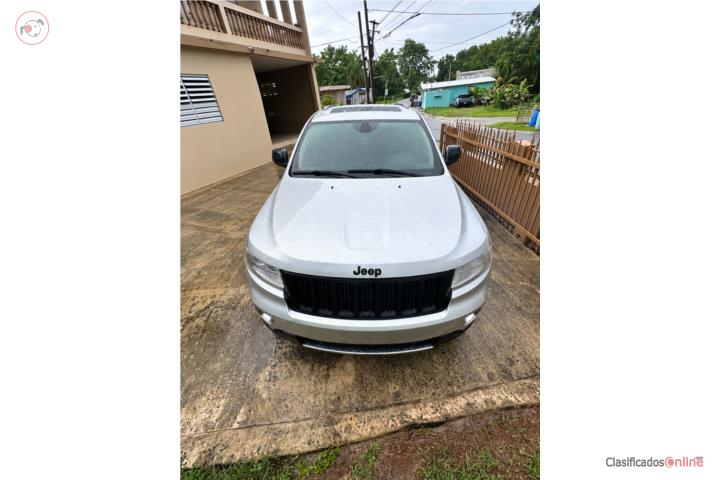 Jeep Grand Cherokee Limited 5.7 2011