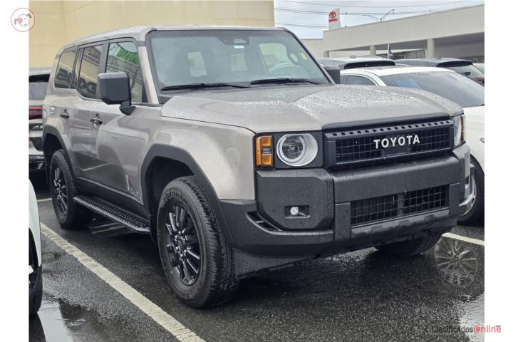 TOYOTA LAND CRUISER 2025 (6,000 MILLAS).