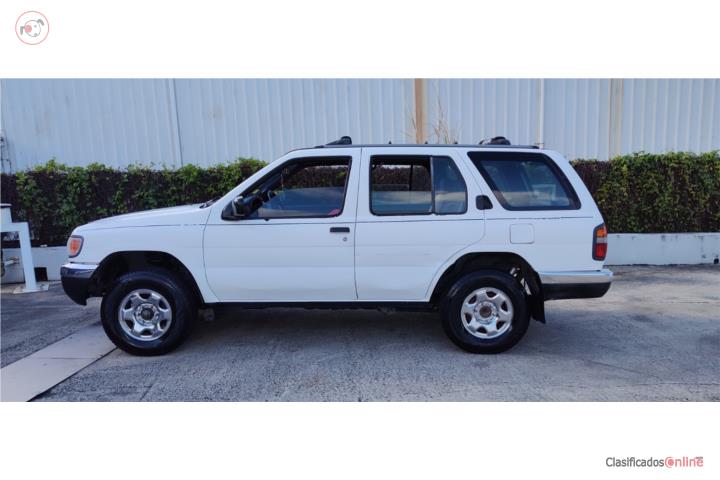 Nissan Pathfinder 1998 $3,000 OMO