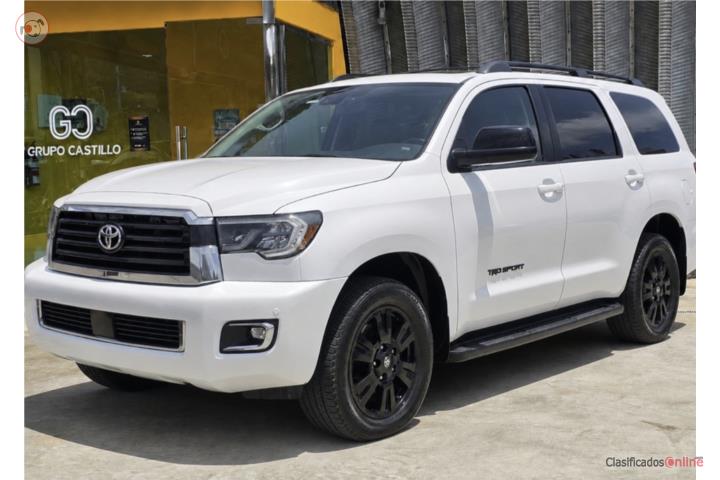 Toyota Sequoia SR5 2018