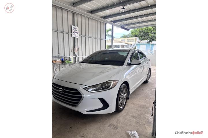 Hyundai Elantra 2018 128k millas
