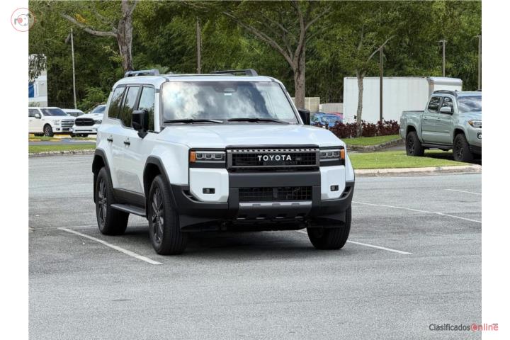 Toyota Land Cruiser premium 2025