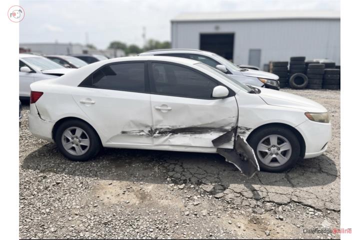 Kia Forte 2010, chocado