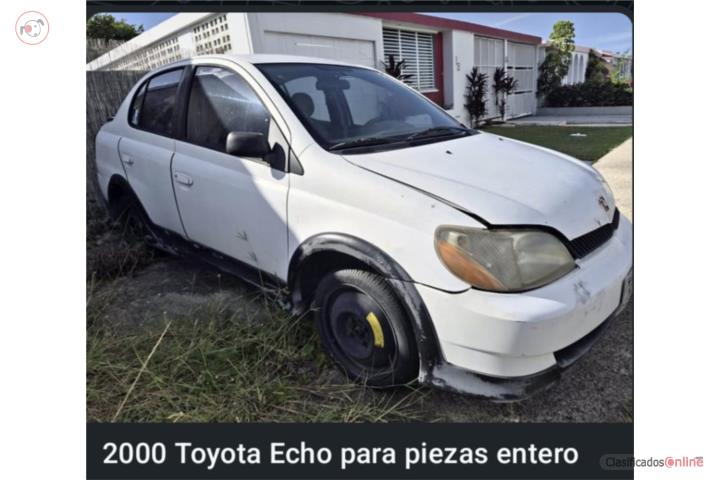 Toyota Echo 2000