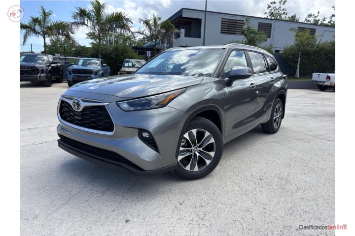 2026 HIGHLANDER XLE HIBRIDA