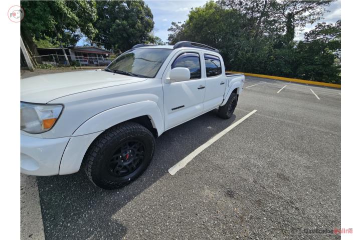 Toyota tacoma 2010 v6 4x4