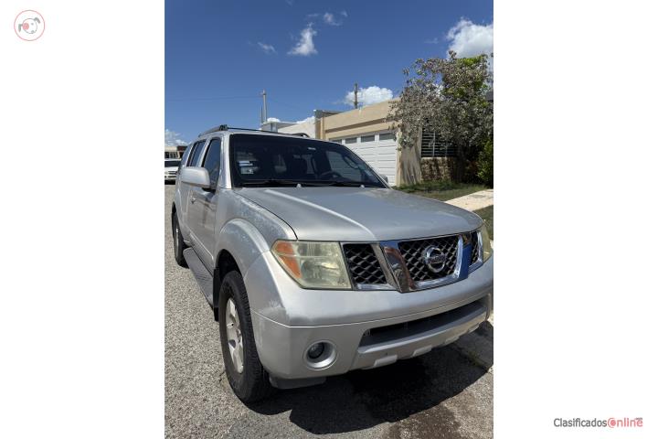 Nissan Pathfinder 2006 SE