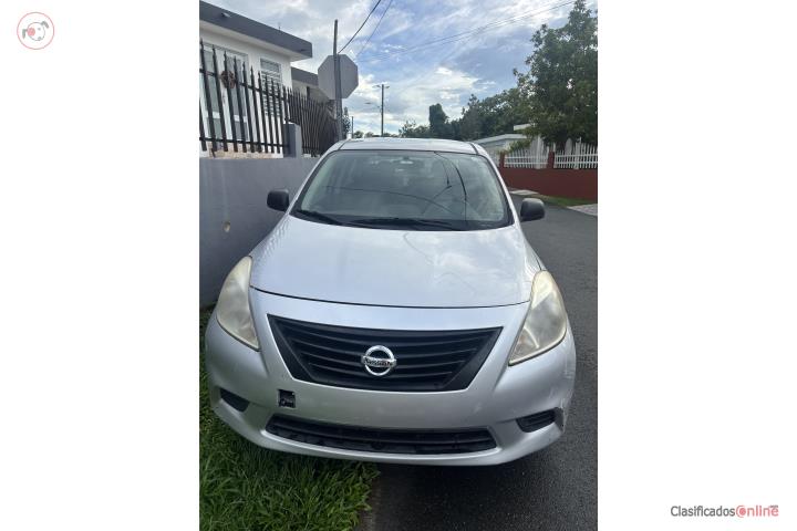 Nissan Versa 2012
