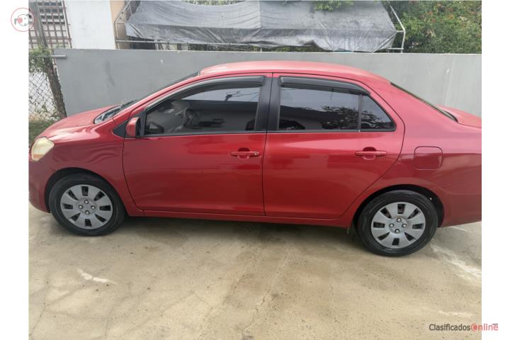 Toyota Yaris 2012 Full label 5,200 omo