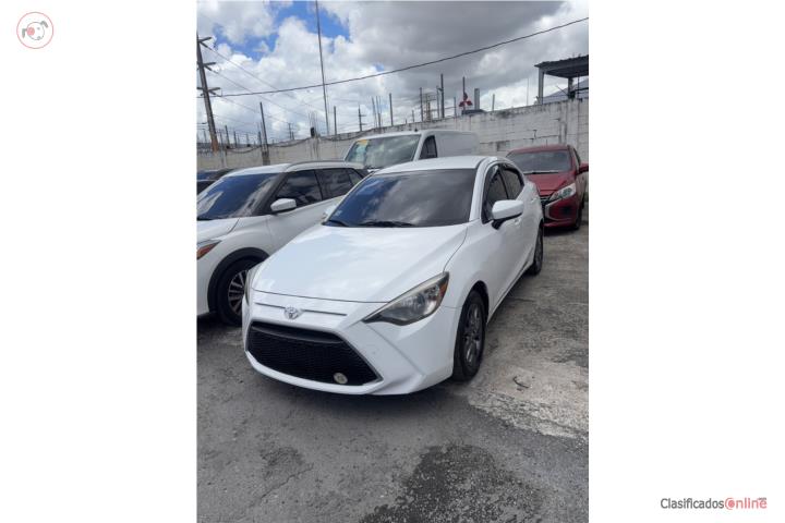 Toyota Yaris 2020 millas 72K