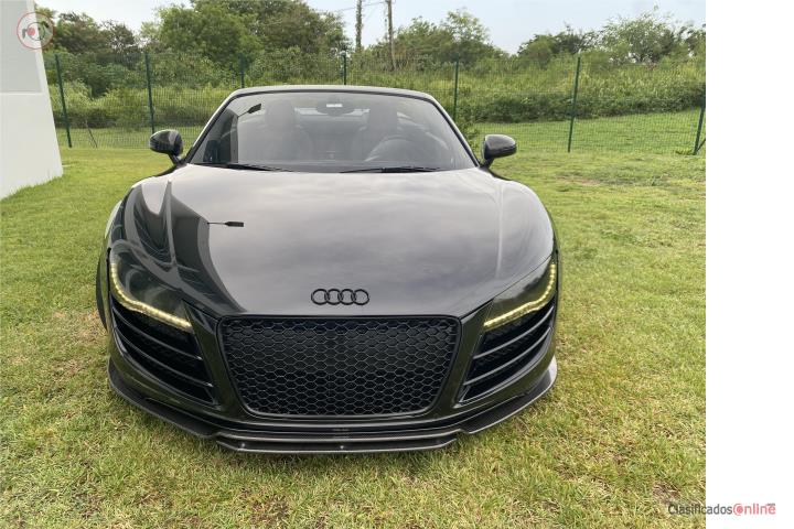 R8 V10 Spyder CARBON PGK