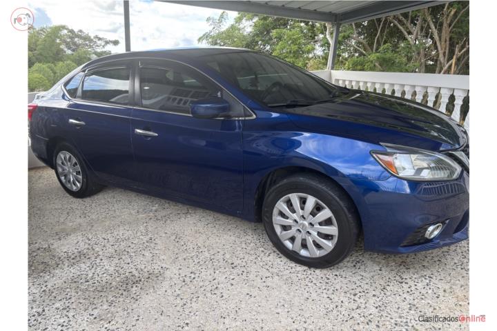 Nissan Sentra 2017 azul - 8,500
