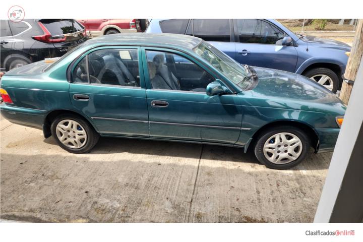 Corolla 94 $1,900 aire y todo al dia