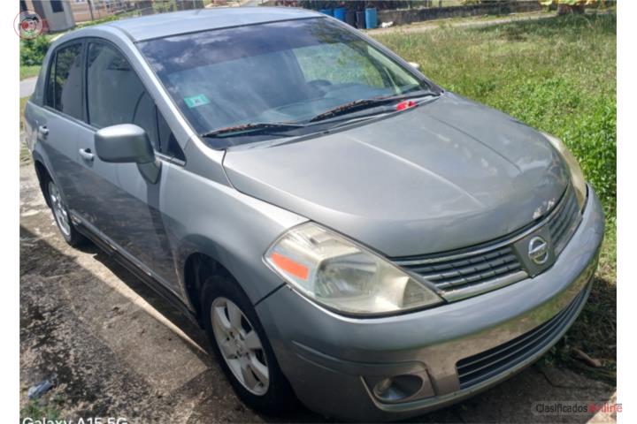 Nissan versa  año2007