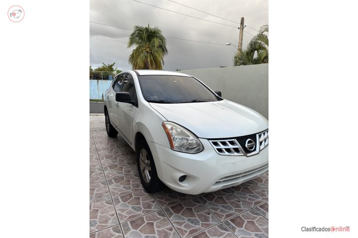 **Nissan Roque 2013**