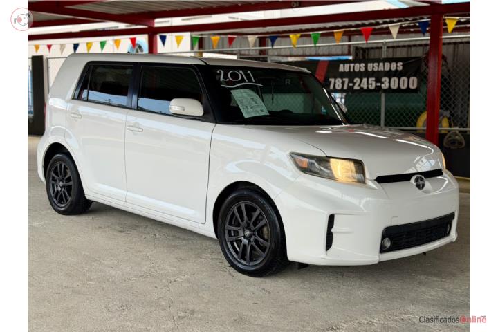TOYOTA SCION XB AÑO 2011 SOLO 130K MILLAS