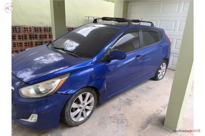 Hyndai Accent 2013.  1500
