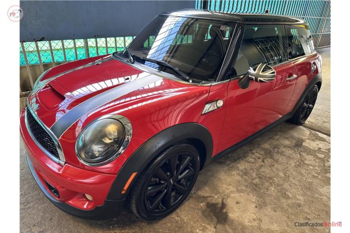 2013 MINI COOPER