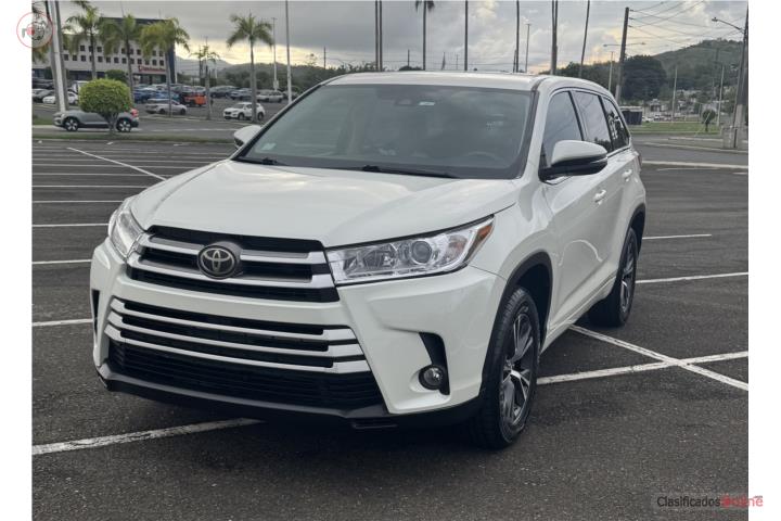 Toyota Highlinder LE 2018