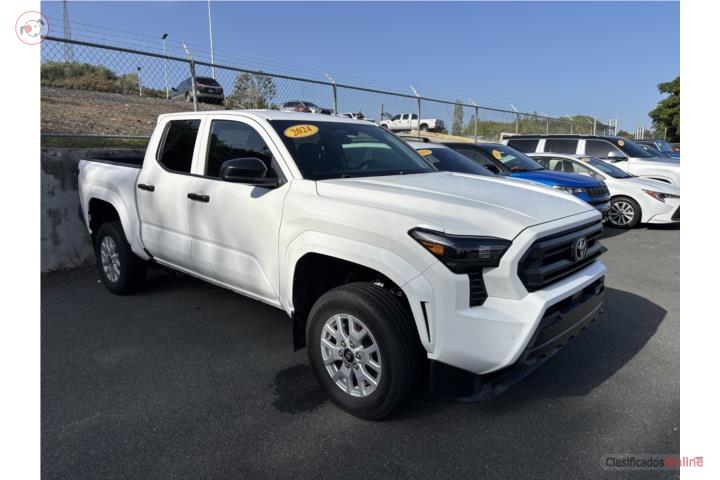 2023 TOYOTA TACOMA SR 4x2 USADA CERTIFICADA