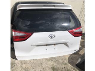 Compuerta Toyota Sienna 2016-18