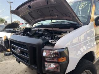 Tapalodos de Ford Van 250 del ao 2013 Puerto Rico CORREA AUTO PIEZAS IMPORT