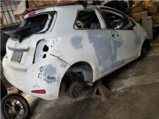 Toyota Yaris 2013 22K Millas 2 ptas para piezas