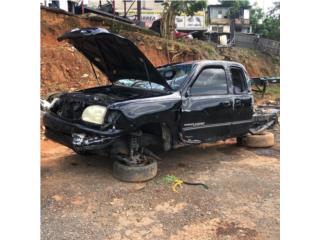 Toyota Tundra 2003 se vende en piezas