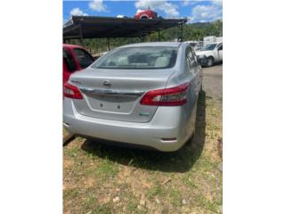 Compuerta trasera Nissan Sentra 13-18