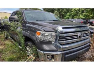 Compuerta Toyota Tundra 14-21