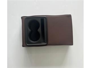 PAD DE CONSOLA CON PORTA VASOS Puerto Rico JRT Auto Interiors