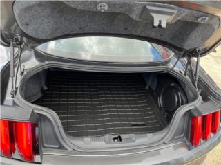 ALFOMBRA DE BA�L FORD MUSTANG A LA MEDIDA EXA Puerto Rico JRT Auto Interiors