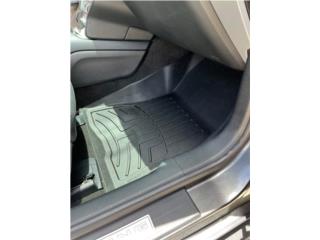 ALFOMBRAS DE INTERIOR FORD MUSTANG A LA MEDID Puerto Rico JRT Auto Interiors