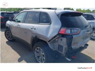 Compuerta Jeep trailhawk 19-22 Puerto Rico ALLISON BODY PARTS