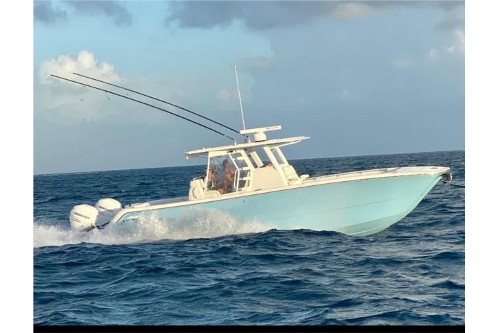 Invincible - 2020 Invincible Cat 35', Botes Puerto Rico Clasificados Online