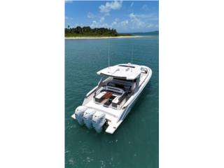 TIARA 38 LS 2020 Puerto Rico