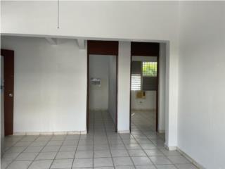 HYDE PARK LOCATION!!