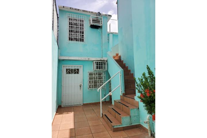APARTAMENTO STUDIO CON AIRE UPR  TREN