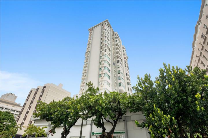 Condominio-Condado Towers Condado Towers: 3/2/1 - Remodeled and Furnished Apartamento en San Juan - Condado-Miramar