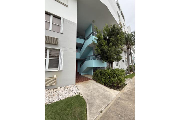 Condominio-Chalets De La Playa CHALETS DE LA PLAYA - AMUEBLADO-ENTREGA INMEDIATA Apartamento/WalkUp en Vega Baja