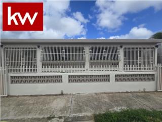 URB. VILLA UNIVERSITARIA, CASA EN HUMACAO