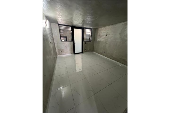 Urbanizacion-Valle Tolima REMODELADO 2 H Y 1 B Apartamento en Caguas