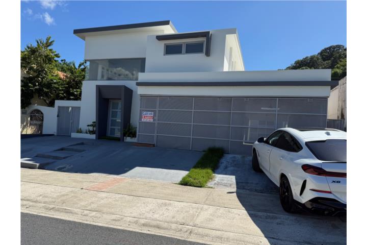 Urbanizacion-Alturas De Torrimar Urbanización Alturas de Torrimar Casa en Guaynabo